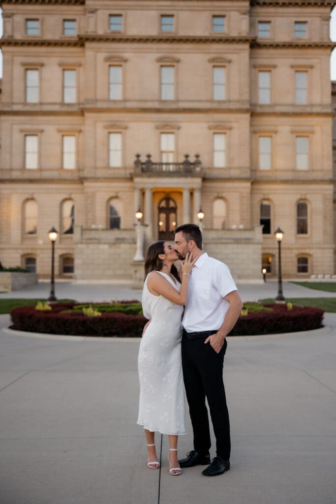 Kameryn+Will Capitol Building Lansing Lucky Owl Studio Photography